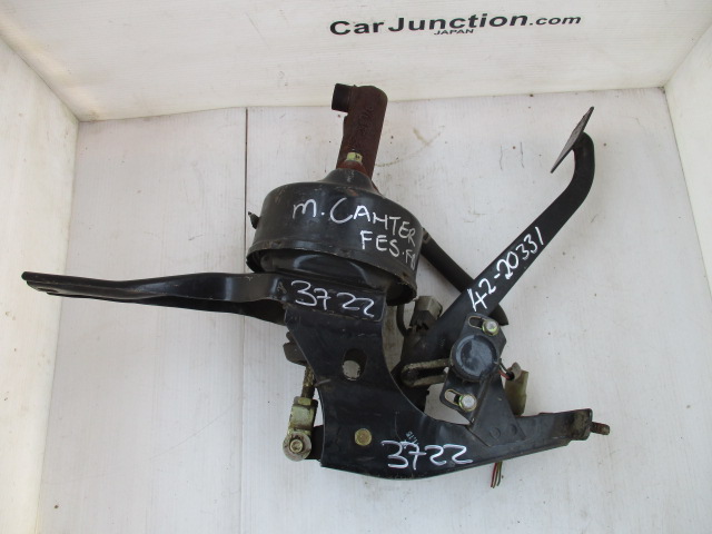 Used Mitsubishi Canter CLUTCH PEDAL